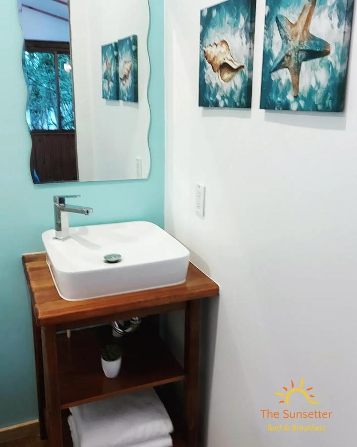 The Sunsetter Bed & Breakfast Bocas del Toro Exterior foto