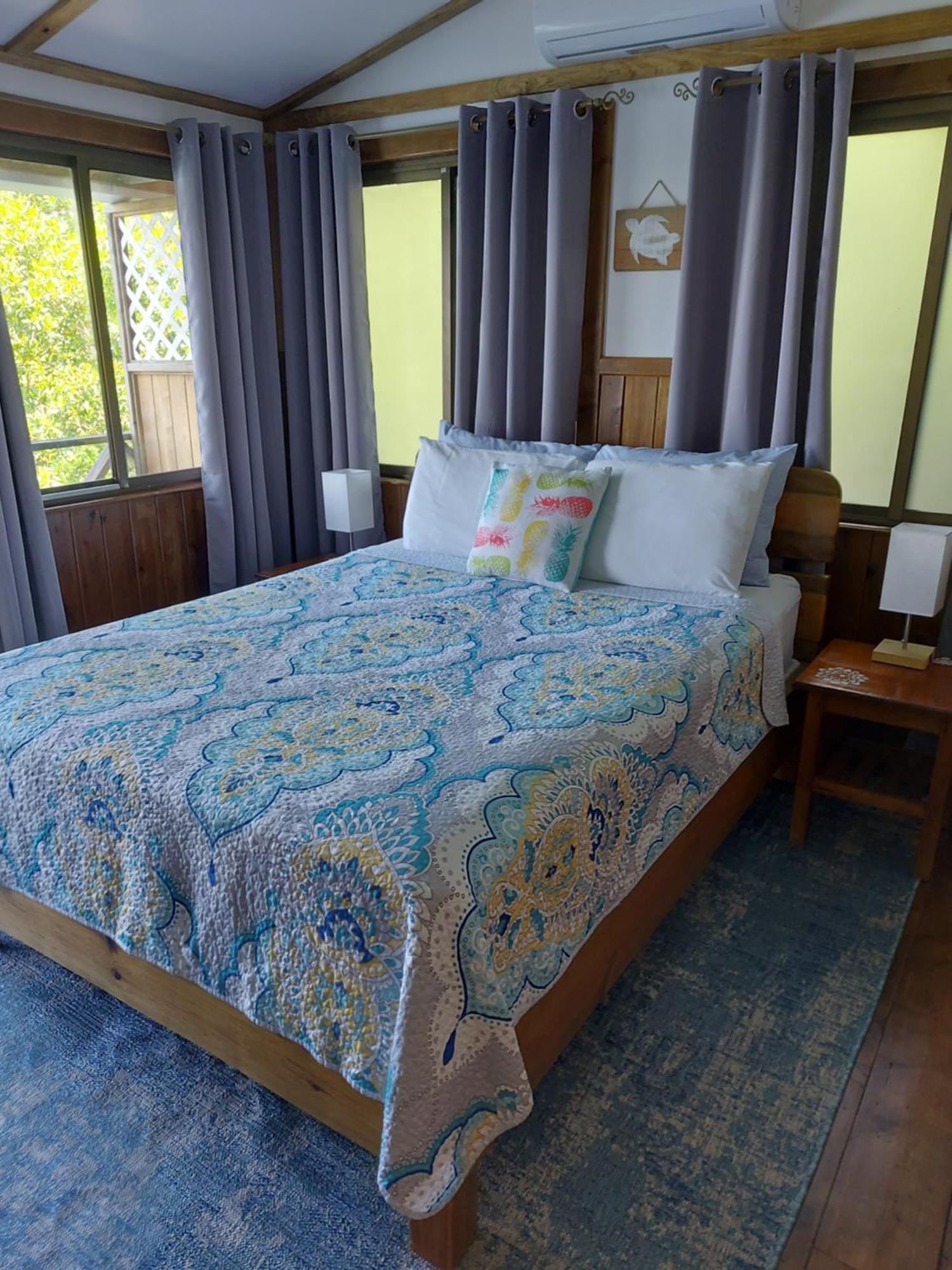 The Sunsetter Bed & Breakfast Bocas del Toro Exterior foto